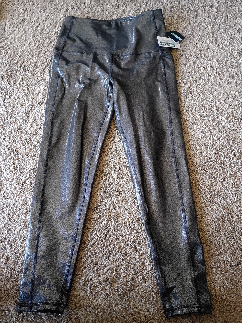 DSG Metallic Black Performance Ultra High Rise Tight, size small